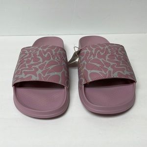 REEBOK Unisex-Adult Classic Slides.